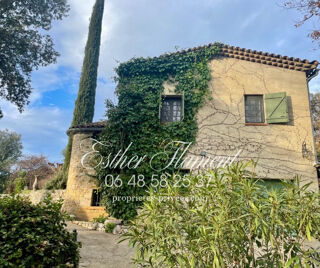  Villa  vendre 5 pices 260 m