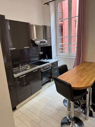  Appartement à louer 2 pièces 35 m²