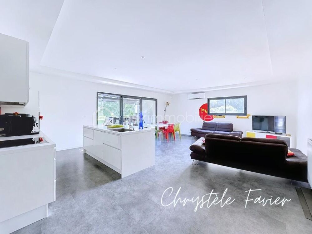 Vente Maison MAISON CONTEMPORAINE 115 m2 - 4 CHMABRES - GARAGE - JACUZZI - PANNEAUX SOLAIRES - TERRAIN 600 m2 - ACCÈS PMR Moirans