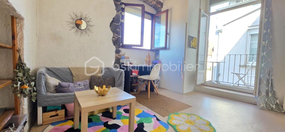 STUDIO AVEC BALCON VUE BASTILLE