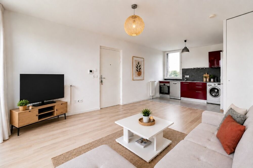 Appartement 2 pièces à vendre à Sainte-Geneviève-des-Bois  Dernier étage avec ascenseur  Résidence récente de 2015