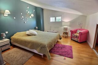  Propriété/château à vendre 8 pièces 200 m²