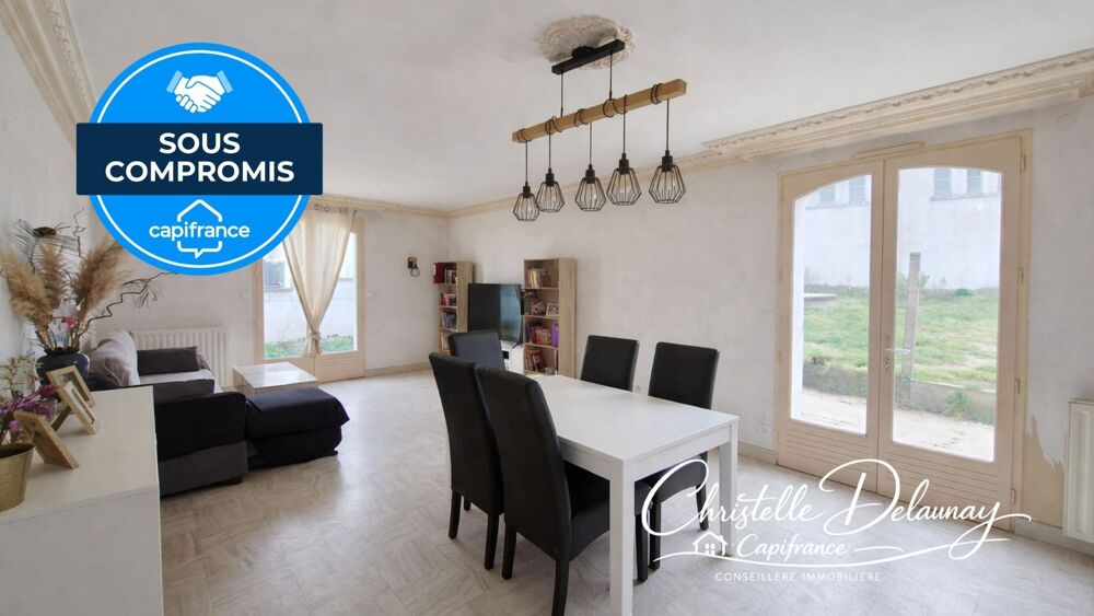 ? À VENDRE  Maison à rénover en centre-bourg de Méral (53)