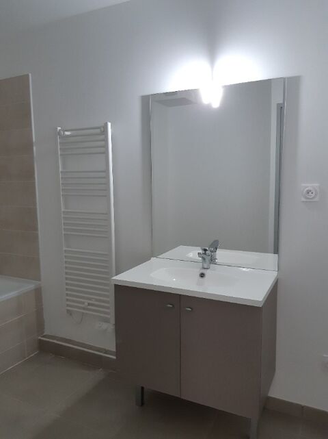  Appartement � louer 4 pi�ces 71 m�