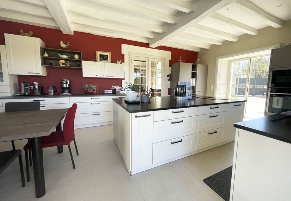 à vendre  Propriété/château Angoulême (16000)