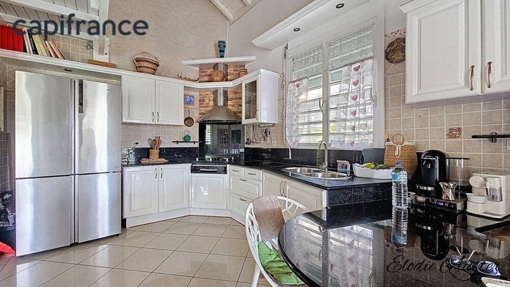 � vendre  Villa Le Moule (97160)