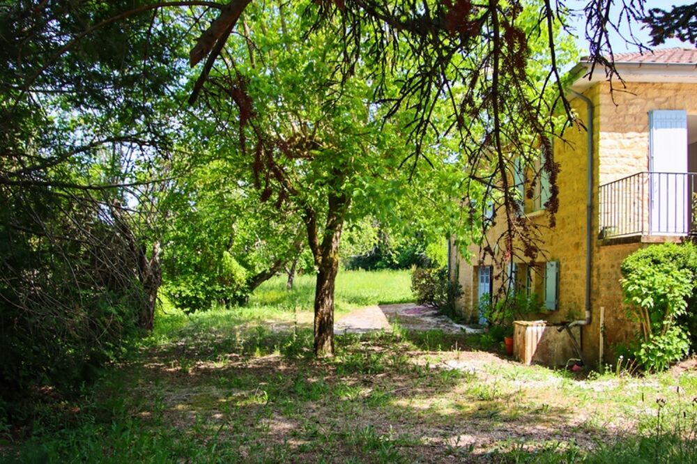 Maison à vendre 4 pièces SIORAC EN PERIGORD, sous-sol de 100m² exploitable jardin 1933m²