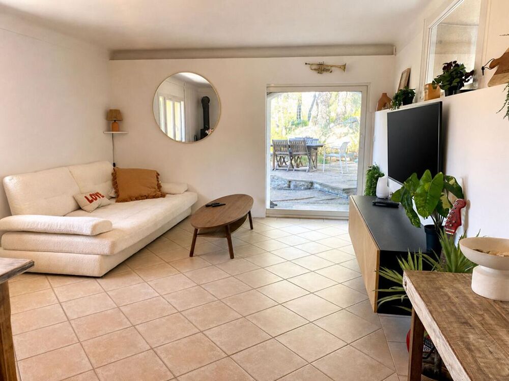 Maison La Cadiere D Azur 3 pièce(s) 90 m2 avec dépendance