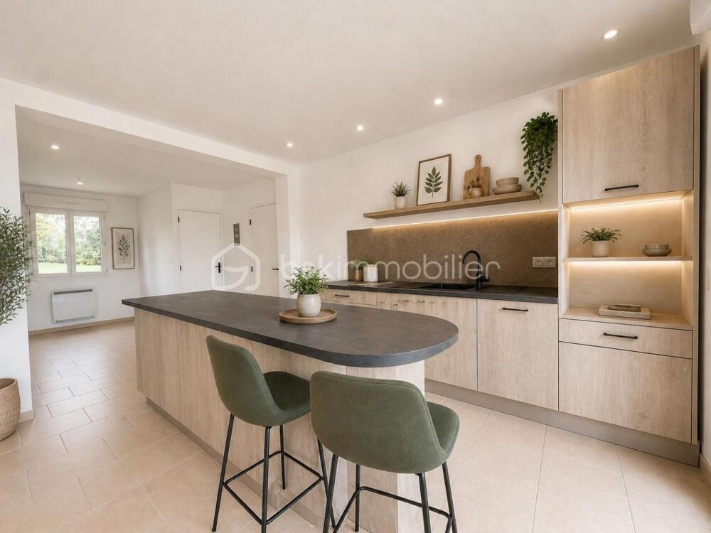 Maison familiale à vendre proche Pont-lÉvêque  3 chambres, terrain 3 900 m²