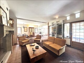  Maison  vendre 11 pices 393 m