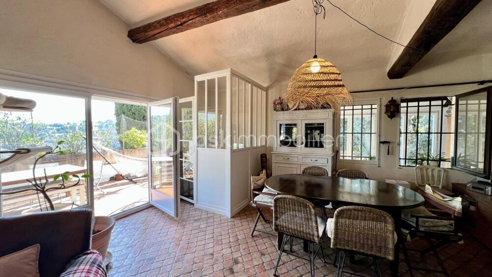 à vendre  Propriété/château La Colle-sur-Loup (06480)