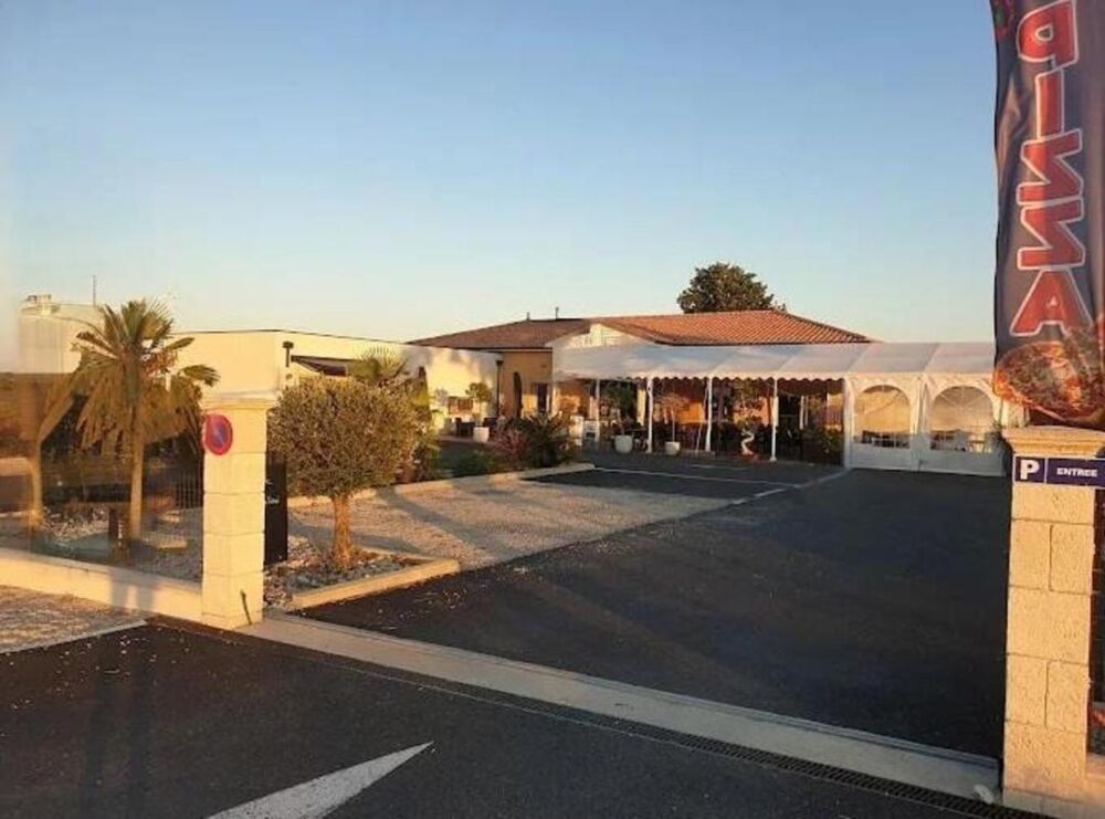 Vente Immeuble Immeuble à vendre MANSLE (16) Mansle