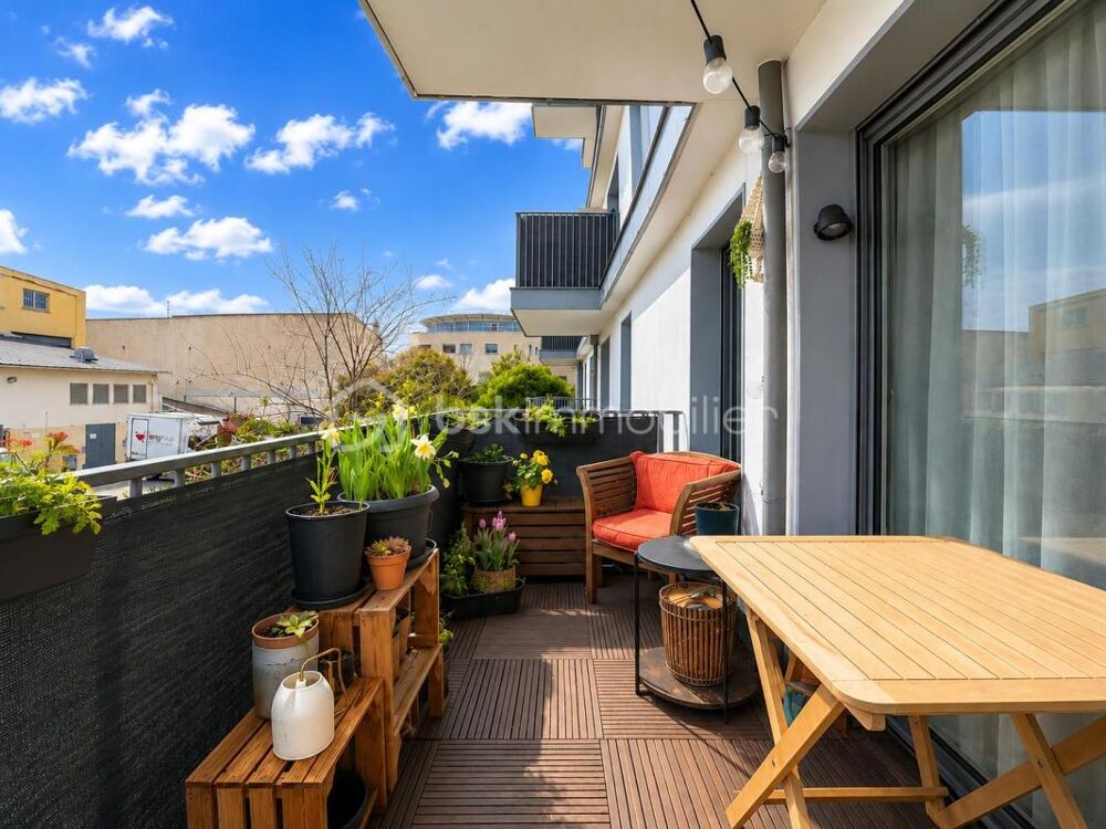 Vente Appartement Superbe appartement familial avec balcon et jardin partagé Nanterre