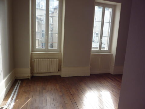  Appartement � louer 5 pi�ces 131 m�