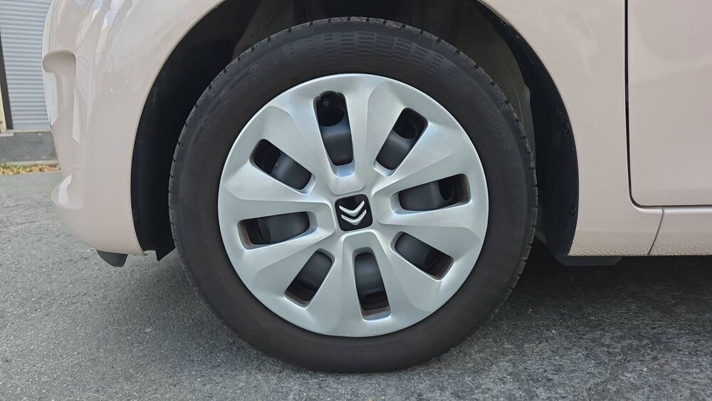 C1 1.0 VTi 72 Feel 2020 occasion 17000 La Rochelle