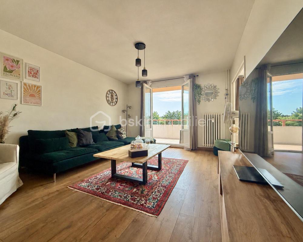 Vente Appartement DÉCINES centre - Beau T3 entièrement rénové Decines charpieu