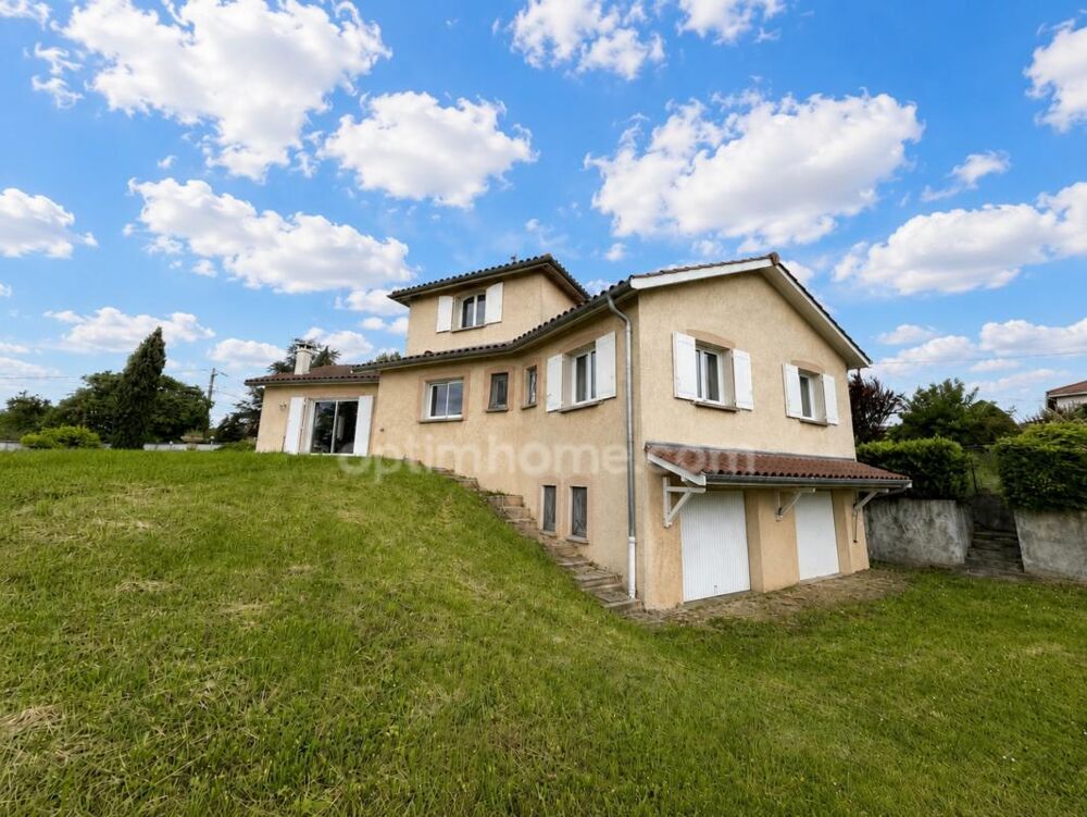 Vente Maison Lumineuse maison familiale de 130 m² sur sous-sol avec véranda – Terrain de 1288 m² à Charly (69) Charly