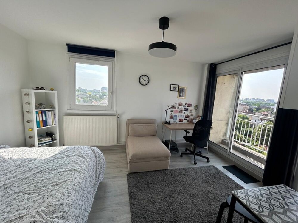 Appartement à vendre 1 pièces MAISONS ALFORT (94), proche commerces. Proche RER Alforville