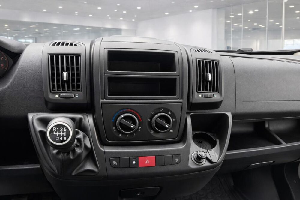 Boxer 1&deg; Main / 2L HDI 130cv Double cabine Plateau 7 places ** 9 6 2019 occasion 60430 Abbecourt