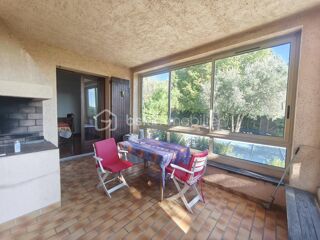  Villa à vendre 8 pièces 159 m²