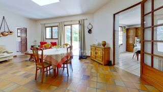  Maison � vendre 8 pi�ces 235 m�