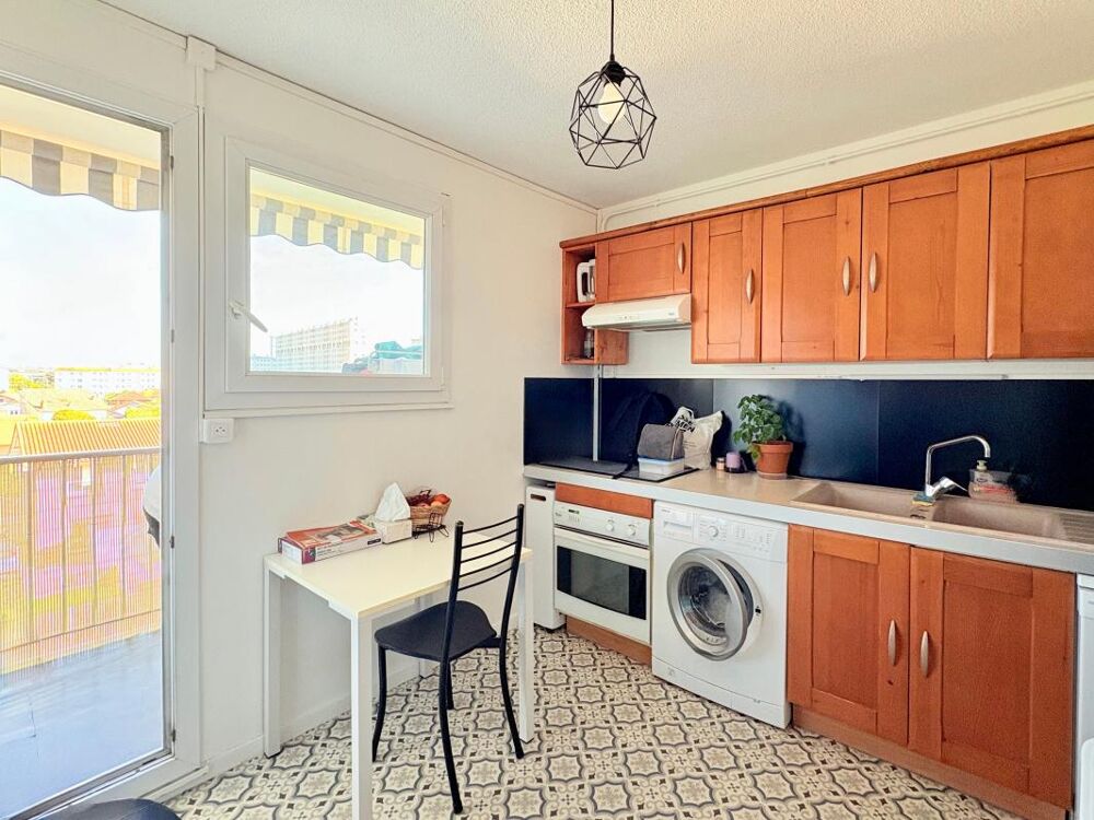 Vente Appartement A VENDRE - APPARTEMENT T3 TRAVERSANT (environ 69 m2) - HIPPODROME - SANS VIS À VIS - PARKING PRIVATIF Toulouse