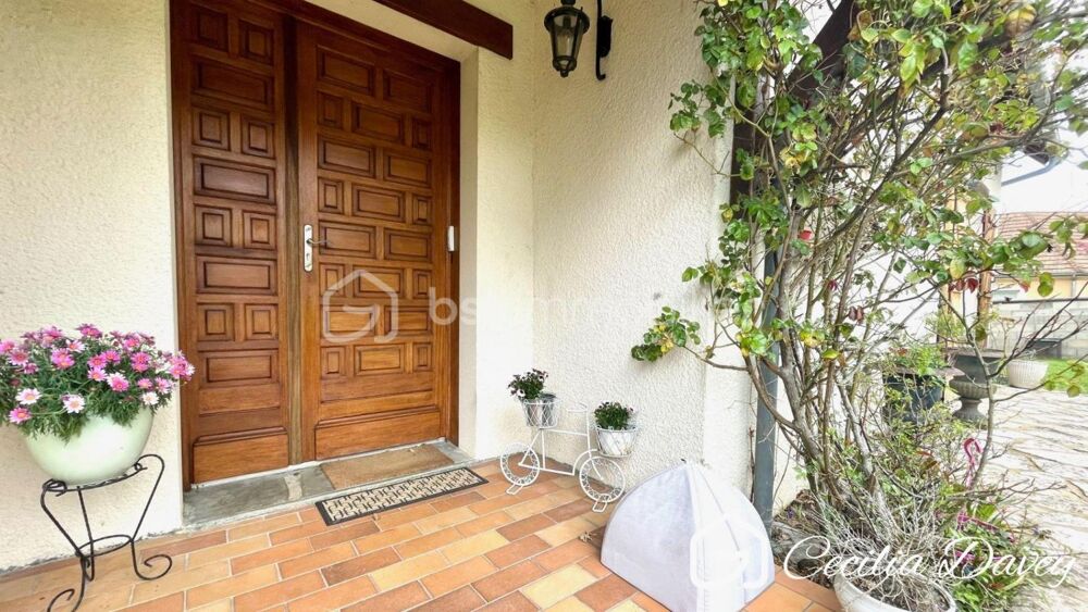 *** Superbe Maison d'architecte avec son beau jardin proche Gare ***