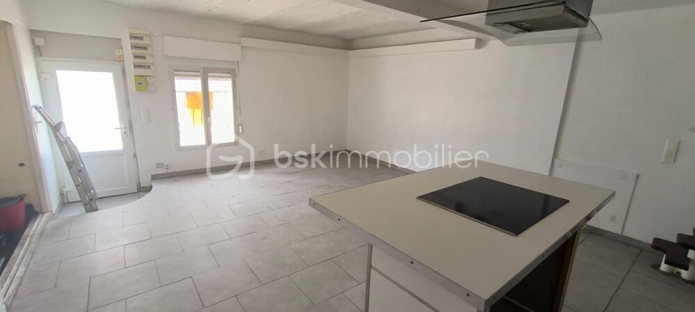 *APPARTEMENT T2 DE 44,33M2