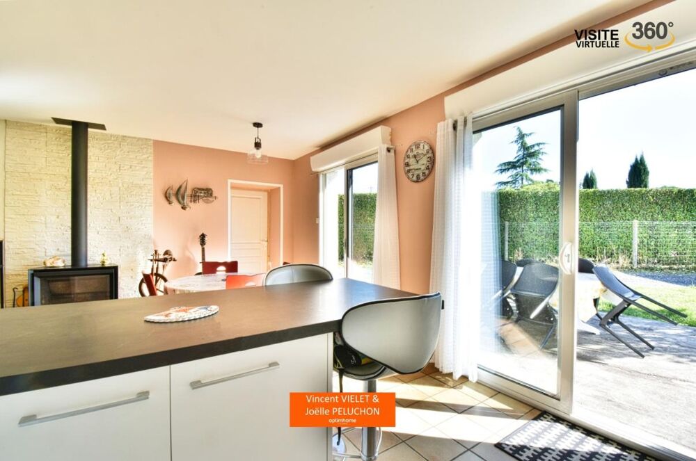 Vente Maison À vendre – Au calme, maison familiale traditionnelle 4 chambres + bureau sur terrain de 1 550 m² piscinable Saint andre de cubzac