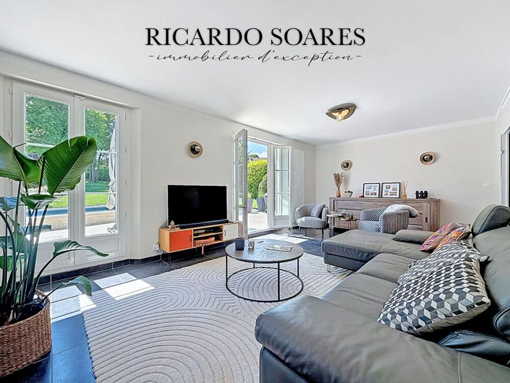 60940 CINQUEUX - MAISON DE CHARME 150m² / 4 CHAMBRES / MAGINIFQUE PISCINE / JARDIN 1488m²