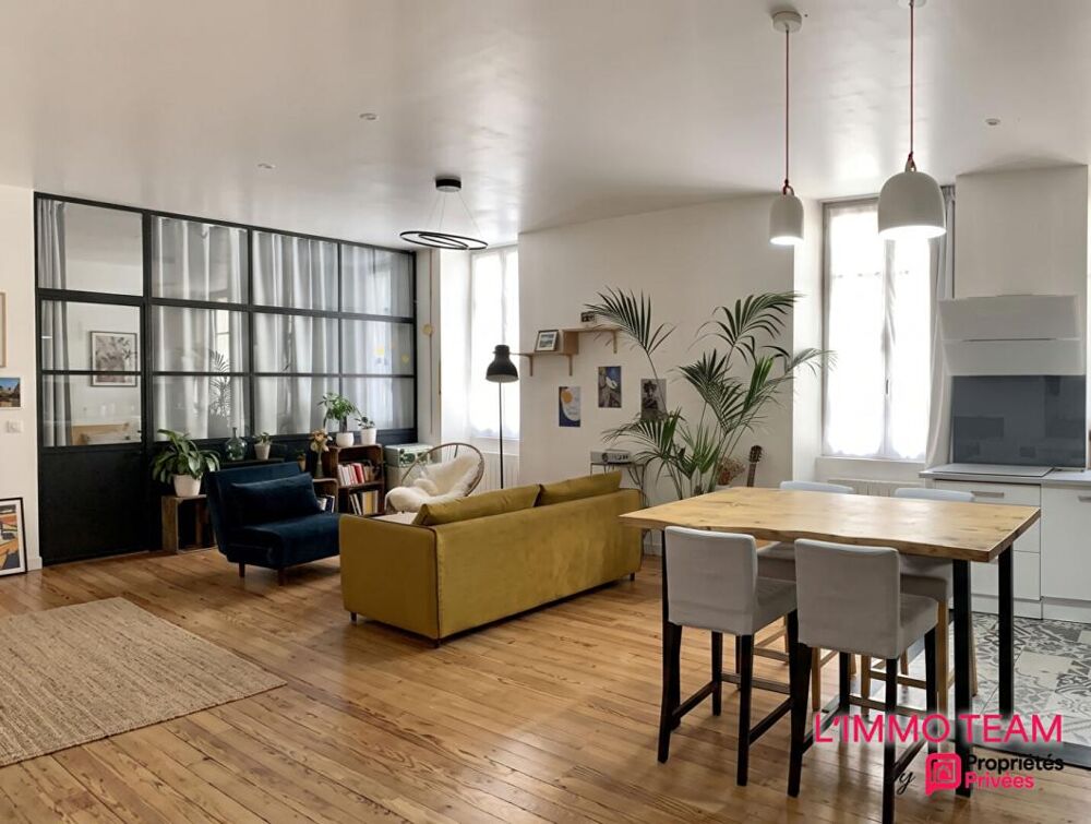 Maison de ville rénovée T3 avec garage