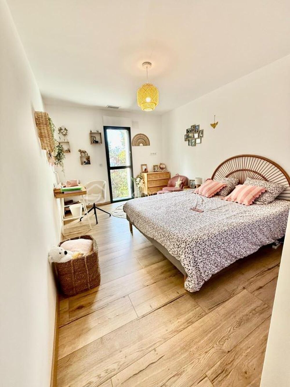 � vendre  Propri�t�/ch�teau Lons (64140)