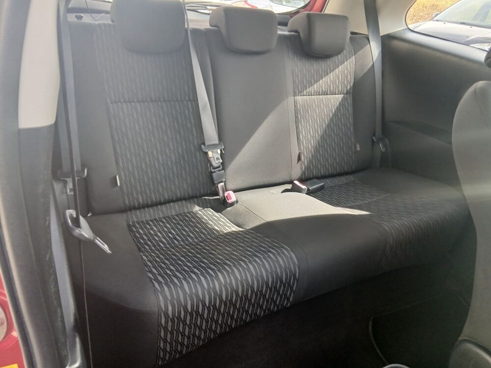 Yaris 3 1.0 VVTi 12V 69 CV 2013 occasion 31570 Lanta