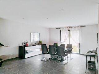  Maison  vendre 4 pices 204 m