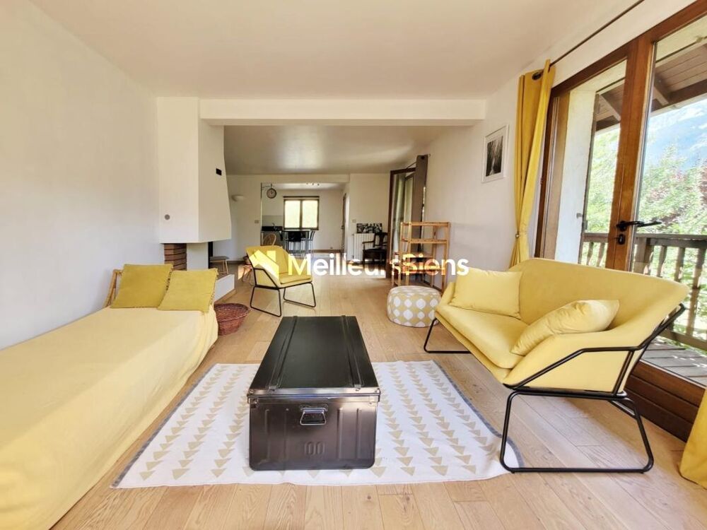 Vente Maison Maison familiale 7 pièces avec dépendances et grand terrain aux Orres Les orres