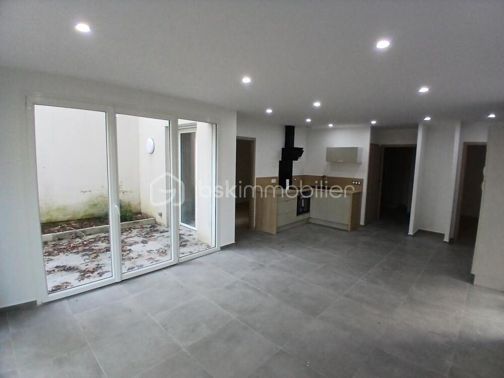 Vente Appartement DANS MAISON, TRES BELLE APPARTEMENT T3 NEUF  EN DERNIER ETAGE AVEC TERRASSE ET VUE PANORAMIQUE Champvans les moulins