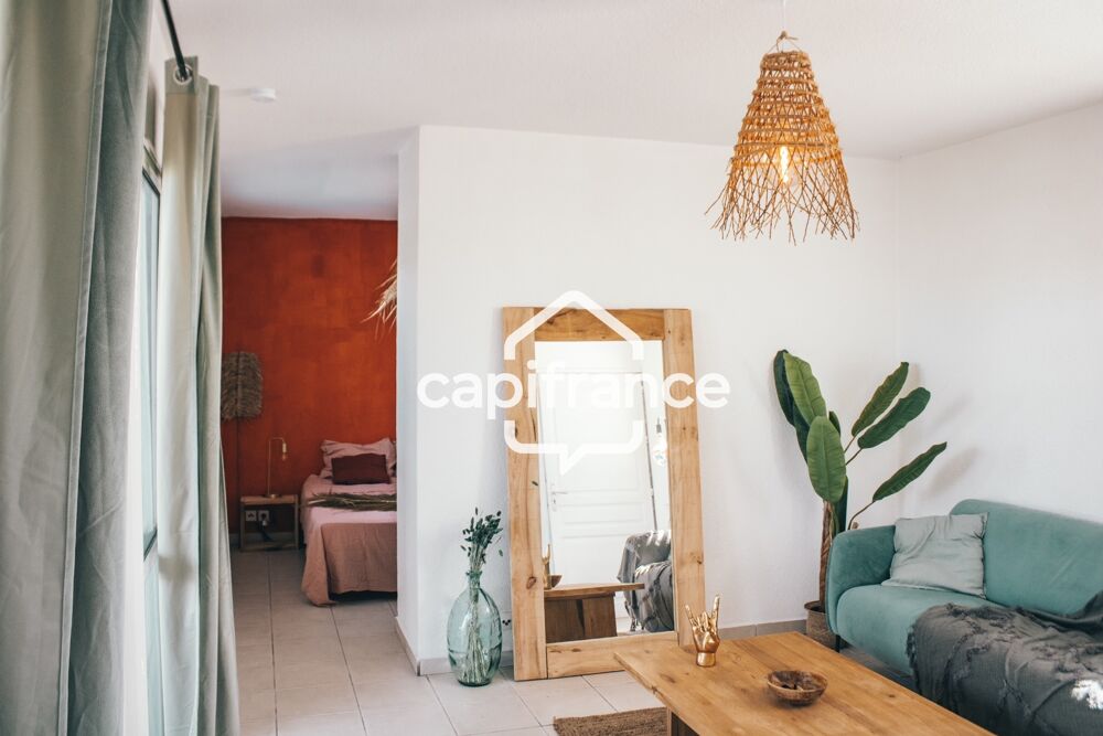T2 vendu meublé avec terrasse  Saint-François