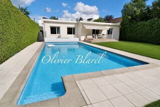  Villa à vendre 10 pièces 250 m²