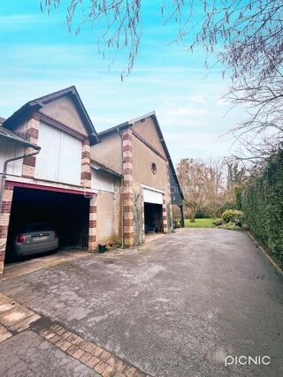  Propri�t�/ch�teau � vendre 10 pi�ces 245 m�