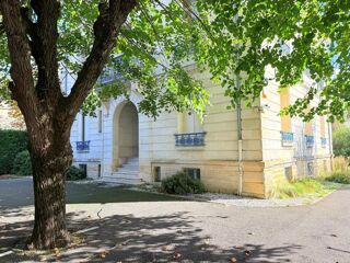  Immeuble � vendre 15 + pi�ces 500 m�