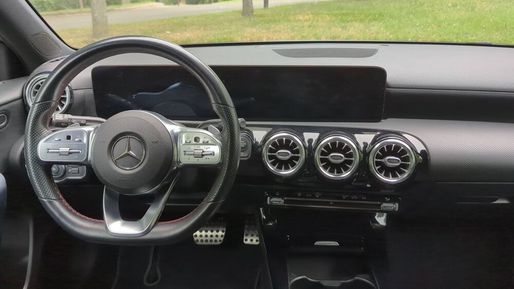 Classe A IV 180 d 116 7G-DCT AMG Line - Automatique Toit ouvrant 2021 occasion 78990 Elancourt