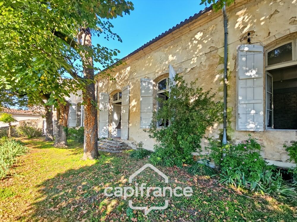 Vente Maison Propriété de caractère au cœur de Layrac 275m² habitable, Garage, jardin et terrain Layrac