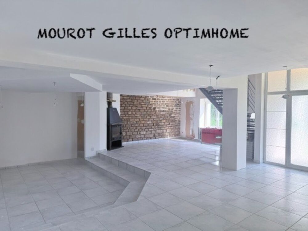 Vaste demeure de 326 m² au calme : volumes exceptionnels et potentiel unique  Proche Épinal