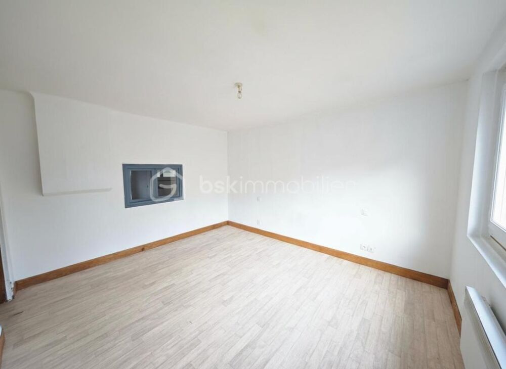 Maison de ville 107 m²  Idéal investisseur  Aube (61270)