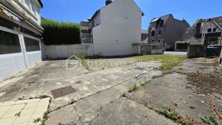  Immeuble � vendre 15 + pi�ces 555 m�