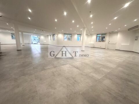 Local professionnel 110 m&sup2; RDC 2000 94000 Creteil