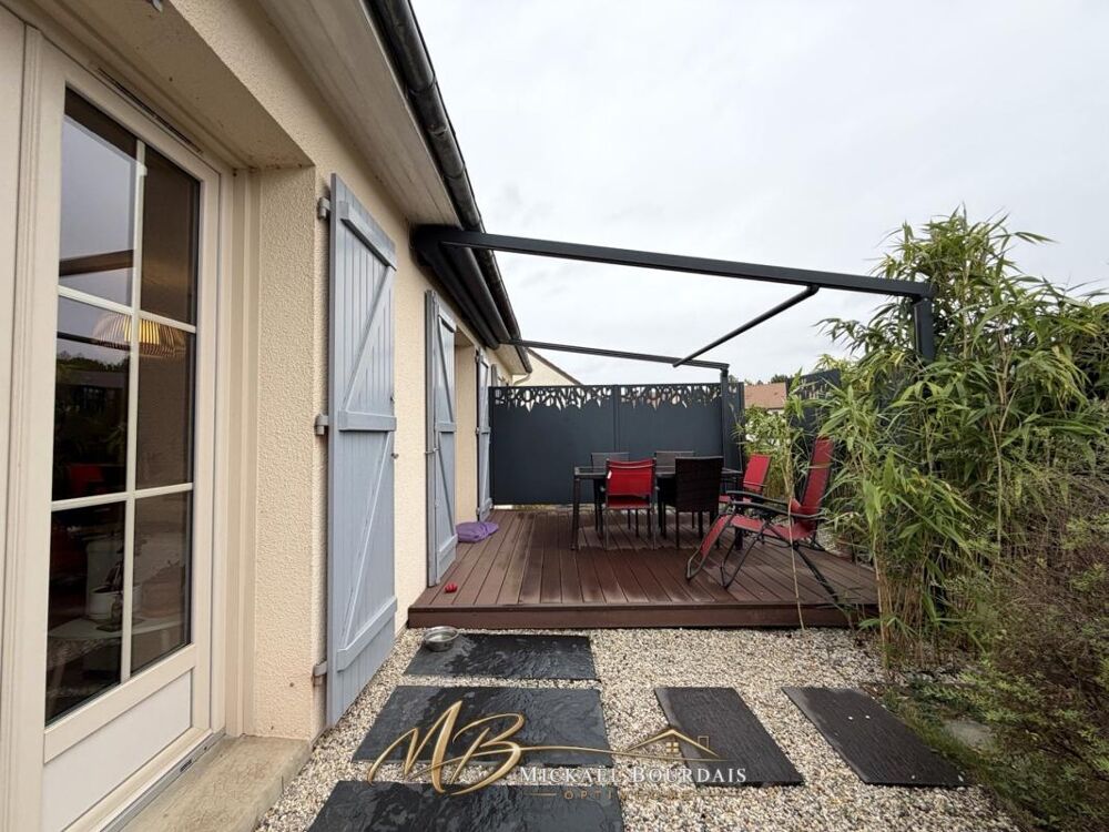 Vente Maison Maison familiale de 125 m² avec 5 chambres, grand sous-sol et deux terrasses – Brette-les-Pins Brette les pins