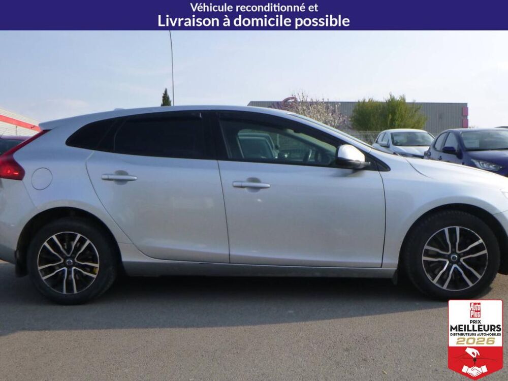 V40 D2 120 Geartronic 6 - Momentum 2017 occasion 10150 Lavau