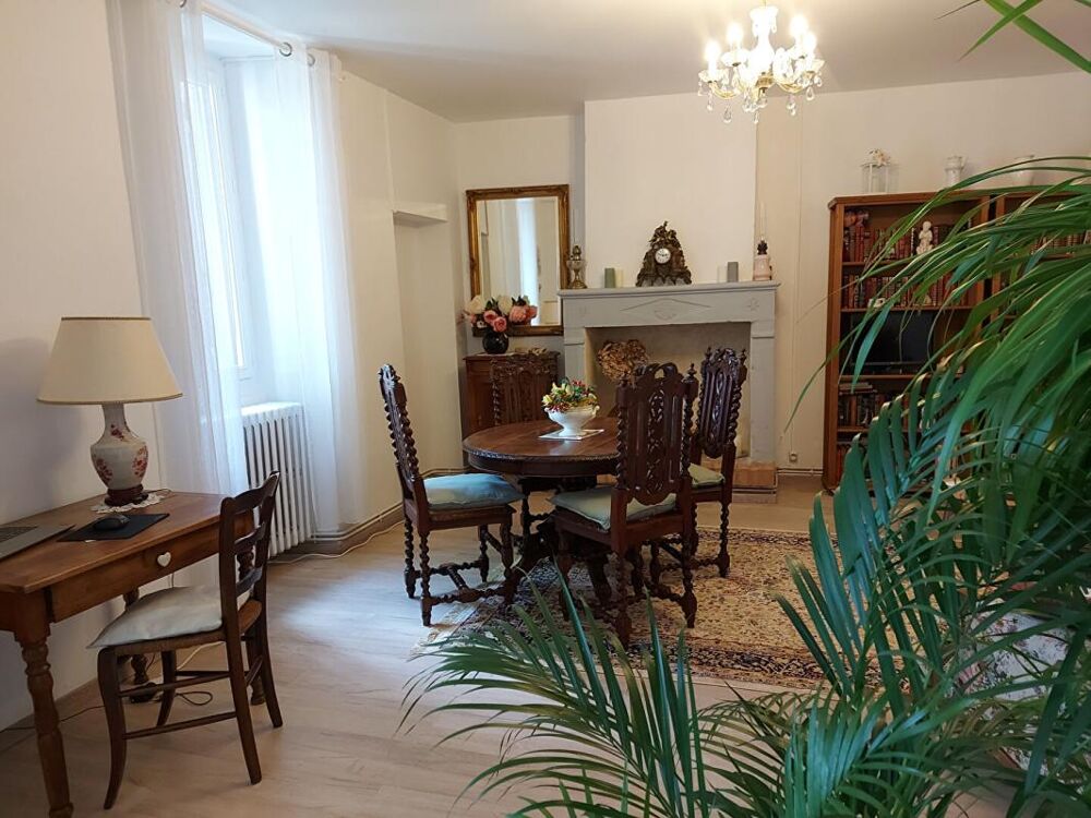 Rare ...Charmante Maison pierre Saint-Estèphe 5 pièce(s) 109 m2 excellent état