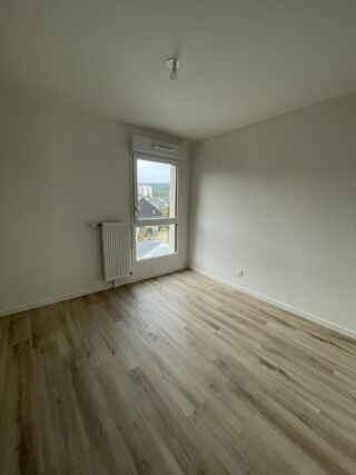  Appartement à louer 1 pièce 27 m²